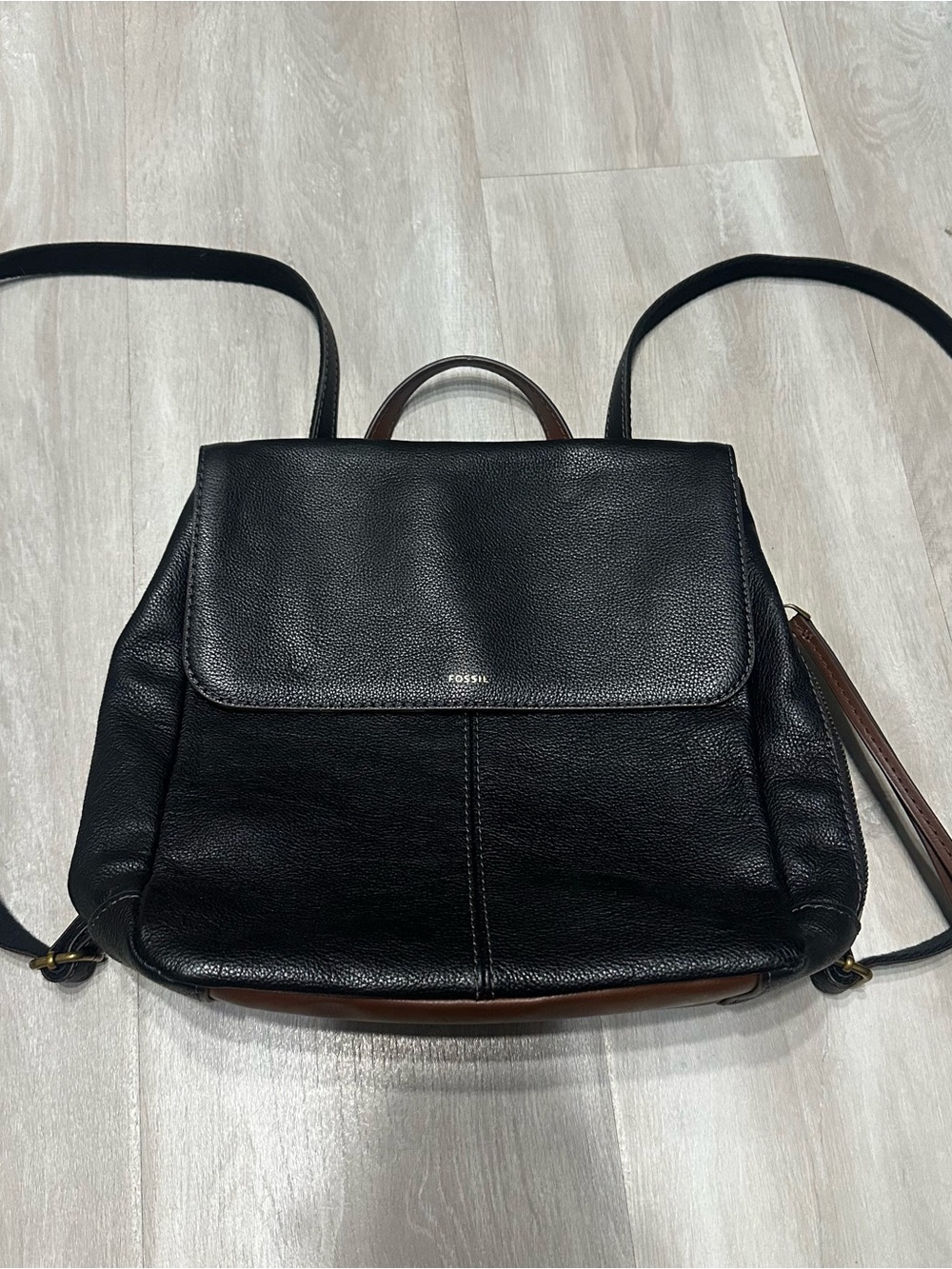 Fossil Claire Black Brown Leather Backpack